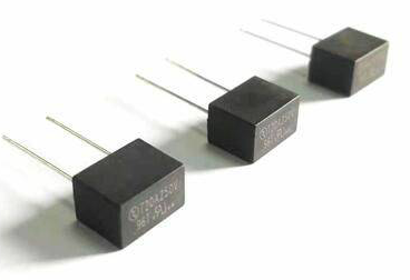 96T 大電流方形保險(xiǎn)絲  8A 10A 15A 16A 20A